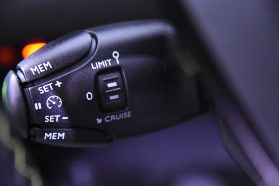 Peugeot 2008 GT-Line *1ste Eigenaar*Navigatie*Leer*Ambiente*