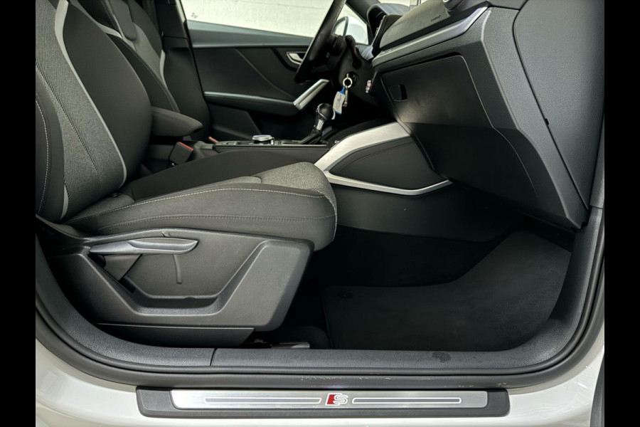 Audi Q2 30 TFSI S-Line B&O Virtual CarPlay Stoelver. Trekh.