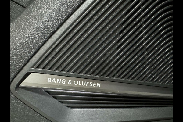 Audi Q2 30 TFSI S-Line B&O Virtual CarPlay Stoelver. Trekh.