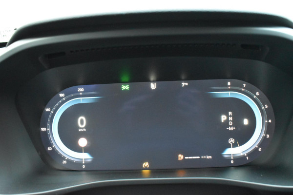 Volvo XC40 B4 211PK Automaat Plus Dark / Lighting Pack / Pixel led / 20'' Velgen / Donker getint glas
