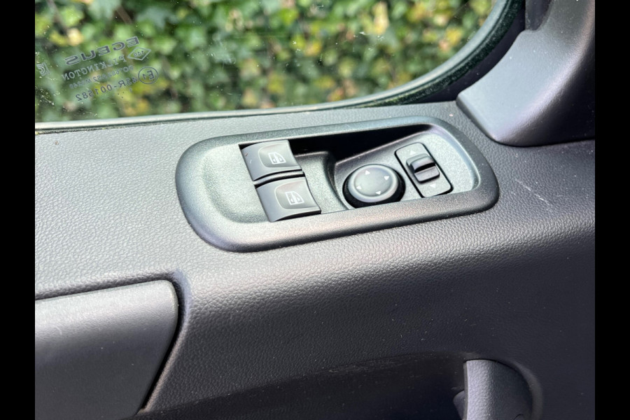 Renault Master Bakwagen T35 2.3 dCi 145 L3 EL Energy | D'Hollandia Laadklep