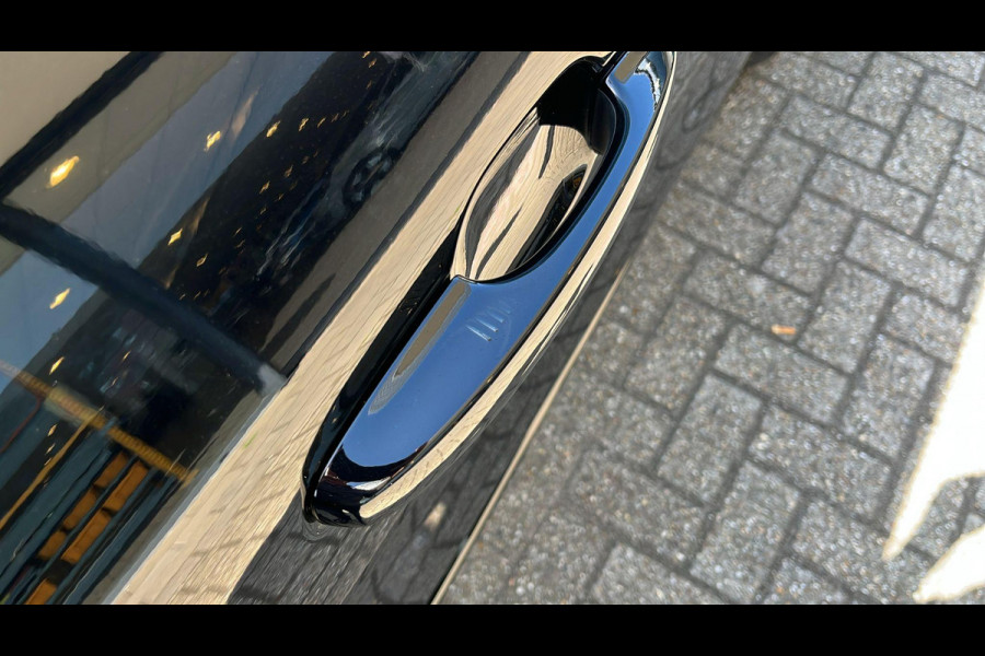 Ford Kuga 2.5 PHEV ST-Line X 225pk | Driver Assistance Pack | Winterpack | Wegklapbare Trekhaak | 1.500kg Trekgewicht  | All Weatherbanden