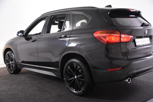 BMW X1 sDrive18i Sport *1ste Eigenaar*Leer*Panoramadak*Parkassist*
