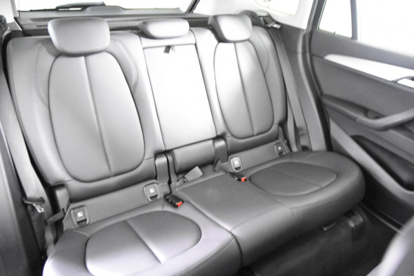 BMW X1 sDrive18i Sport *1ste Eigenaar*Leer*Panoramadak*Parkassist*