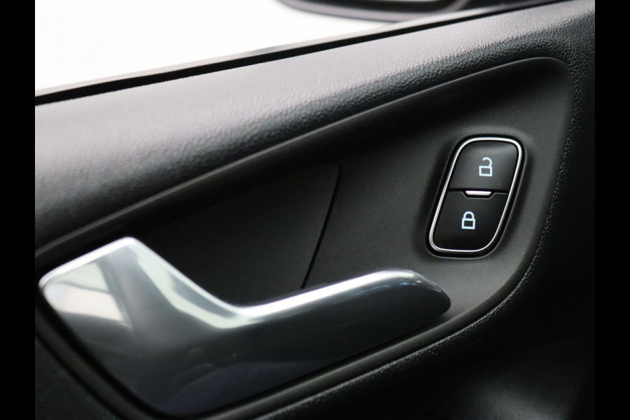 Ford Fiesta 1.0 EcoBoost Hybrid Titanium Cruise | Climate | Carplay | Parkeersens. achter