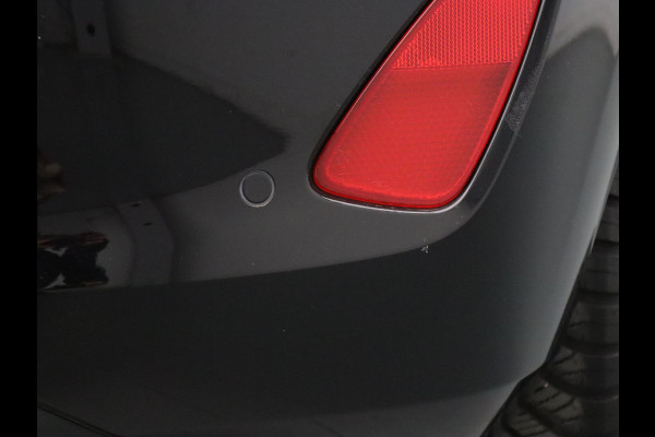 Ford Fiesta 1.0 EcoBoost Hybrid Titanium Cruise | Climate | Carplay | Parkeersens. achter