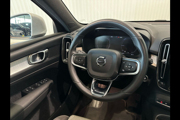 Volvo XC40 T4 Aut. Plug-in Hybrid Inscription Luxe interieur Parkeercamera 211pk