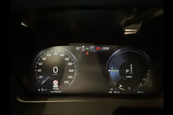 Volvo XC40 T4 Aut. Plug-in Hybrid Inscription Luxe interieur Parkeercamera 211pk