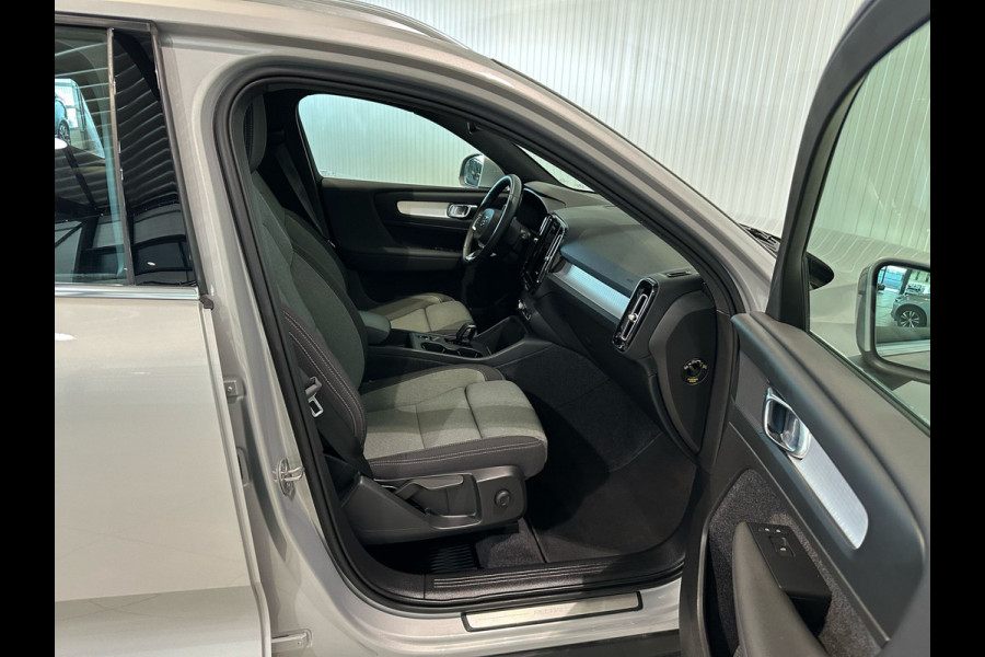 Volvo XC40 T4 Aut. Plug-in Hybrid Inscription Luxe interieur Parkeercamera 211pk