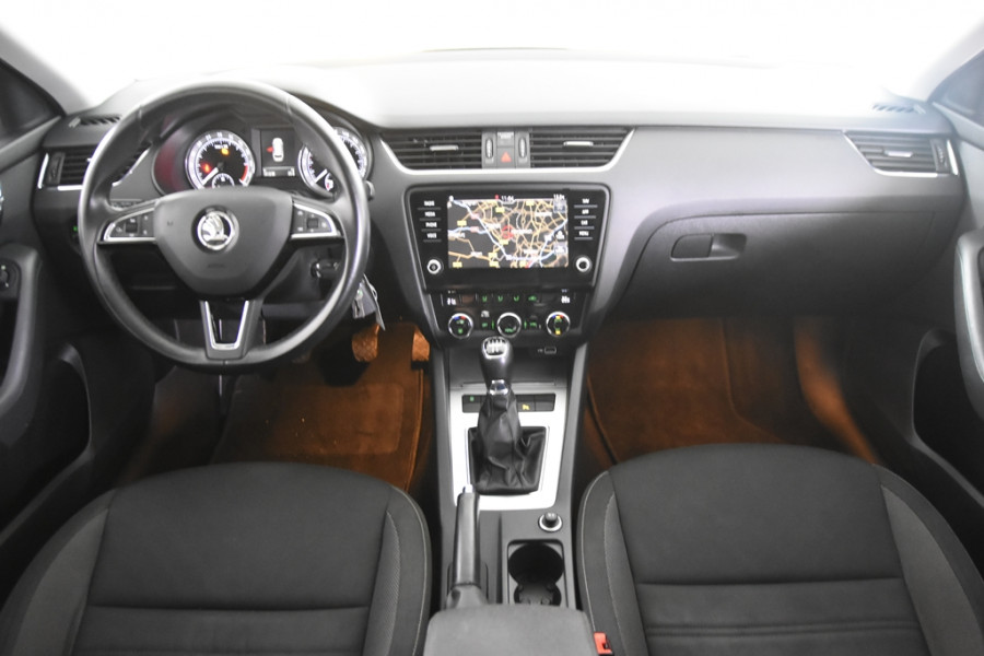Škoda Octavia Combi 1.6 TDI Greentech Ambition *1ste Eigenaar*Navigatie*Trekhaak*
