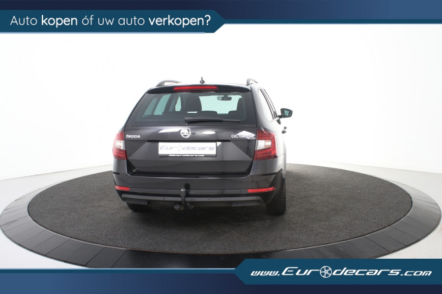Škoda Octavia Combi 1.6 TDI Greentech Ambition *1ste Eigenaar*Navigatie*Trekhaak*