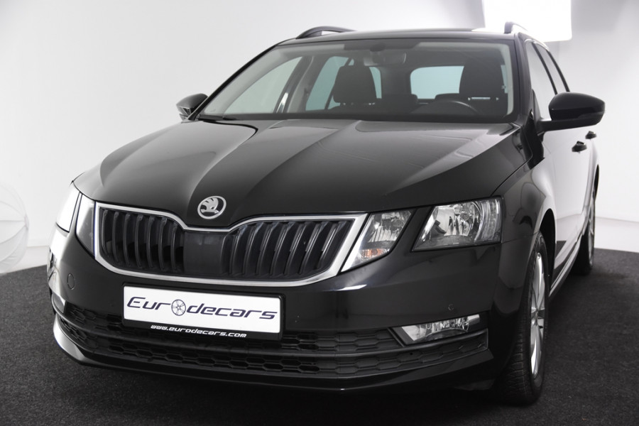 Škoda Octavia Combi 1.6 TDI Greentech Ambition *1ste Eigenaar*Navigatie*Trekhaak*