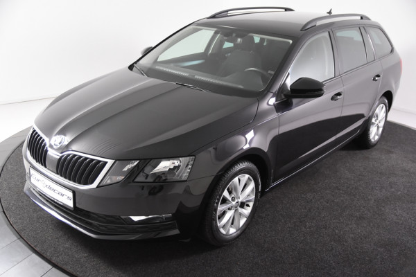Škoda Octavia Combi 1.6 TDI Greentech Ambition *1ste Eigenaar*Navigatie*Trekhaak*