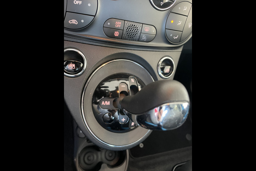 Fiat 500 0.9 TwinAir Turbo Sport Automaat - Mistlampen - Parkeersensoren achter - Licht metalen velgen - Cruise control - Navigatie - Multifunctioneel stuurwiel -  extra getint glas achter