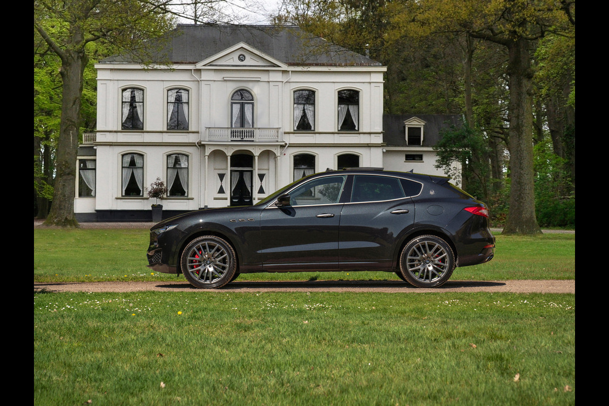 Maserati Levante 3.0 V6 S AWD GranLusso | Pano | Bowers & Wilkins | Stoelventilatie Maserati Levante 3.0 V6 S AWD GranLusso | Pano | Bowers & Wilkins | Stoelventilatie