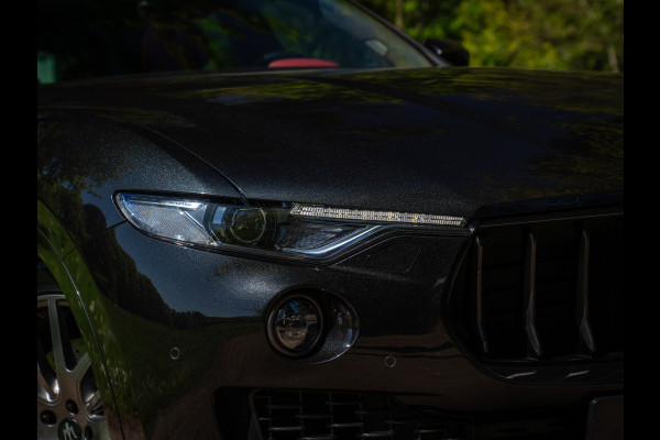 Maserati Levante 3.0 V6 S AWD GranLusso | Pano | Bowers & Wilkins | Stoelventilatie