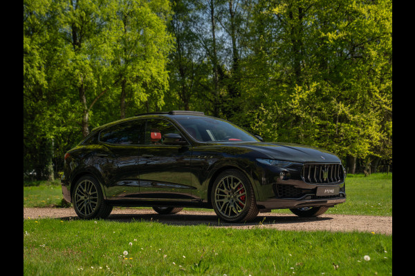 Maserati Levante 3.0 V6 S AWD GranLusso | Pano | Bowers & Wilkins | Stoelventilatie