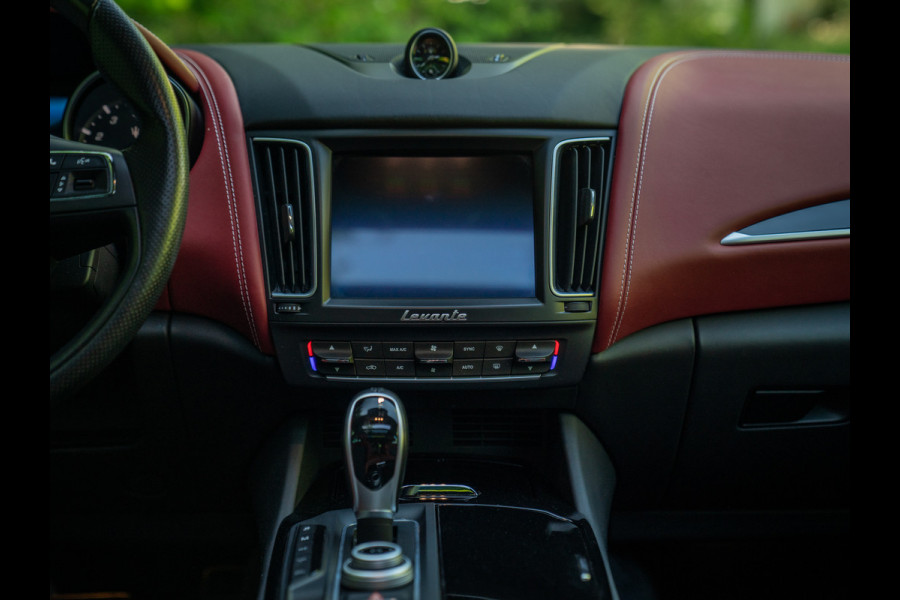 Maserati Levante 3.0 V6 S AWD GranLusso | Pano | Bowers & Wilkins | Stoelventilatie