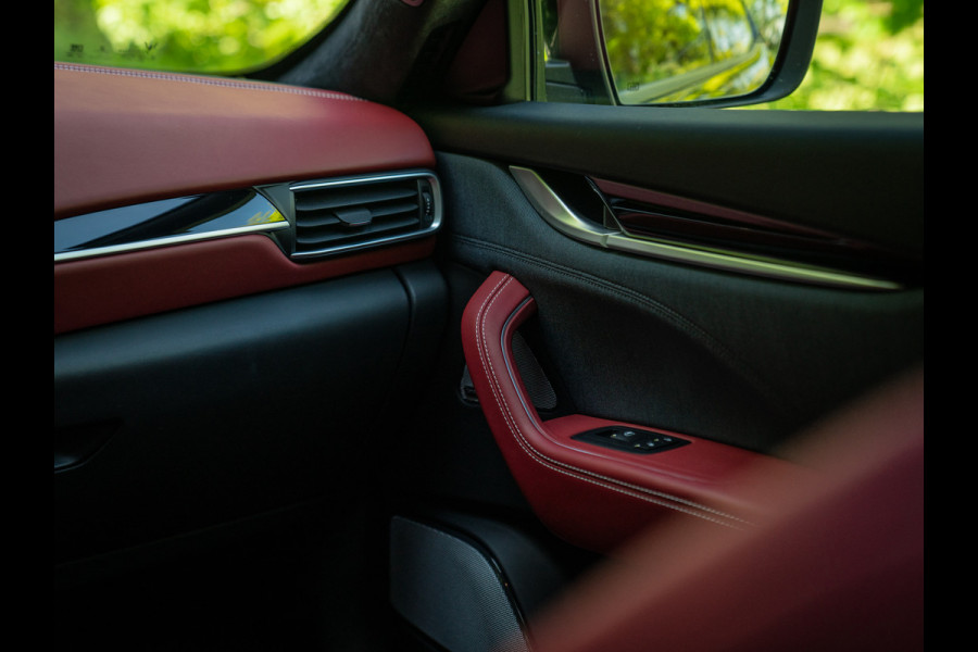 Maserati Levante 3.0 V6 S AWD GranLusso | Pano | Bowers & Wilkins | Stoelventilatie