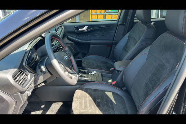Ford Kuga 2.5 PHEV ST-Line X 225pk | Driver Assistance Pack | Winterpack | Wegklapbare Trekhaak | 1.500kg Trekgewicht  | All Weatherbanden