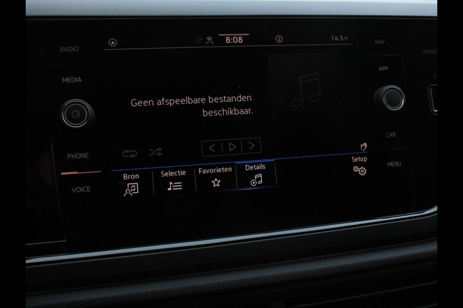 Volkswagen Polo 1.0 TSI DSG R-Line Navigatie Apple Carplay/Android Auto Adaptive Cruise Control Parkeersensoren Stoelverwarming Virtual Cockpit Ledverlichting Climate Control