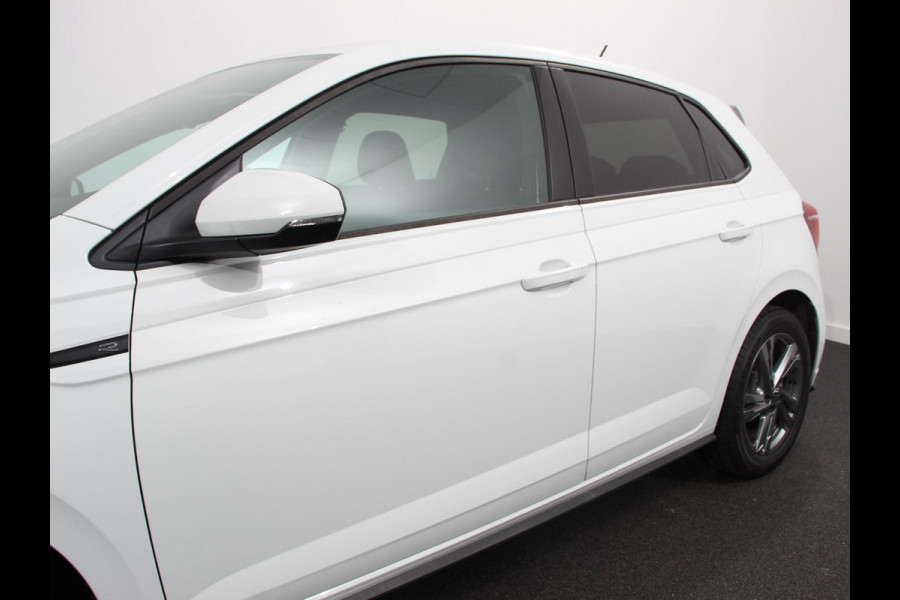 Volkswagen Polo 1.0 TSI DSG R-Line Navigatie Apple Carplay/Android Auto Adaptive Cruise Control Parkeersensoren Stoelverwarming Virtual Cockpit Ledverlichting Climate Control