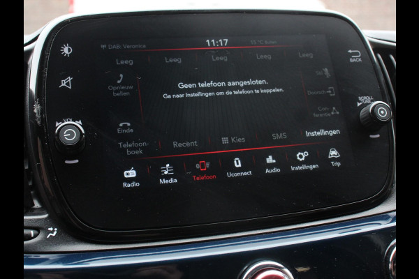 Fiat 500 1.0 Hybrid Dolcevita Finale Panorama dak Climate Control Cruise Control Navigatie Apple Carplay/Android Auto Dab Digitale Cockpit Parkeer Sensoren  Lichtmetalen Velgen Led