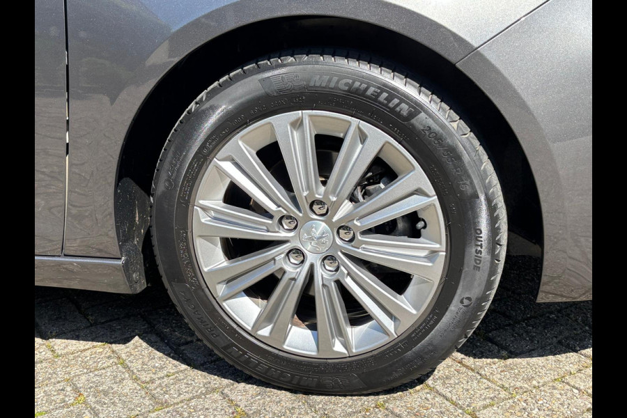 Peugeot 308 1.2 PureTech Allure | Automaat | Nav | Pano dak | Led koplampen | keyless | A. camera | Org NL | Dealeronderhouden