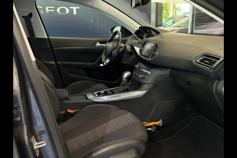 Peugeot 308 1.2 PureTech Allure | Automaat | Nav | Pano dak | Led koplampen | keyless | A. camera | Org NL | Dealeronderhouden