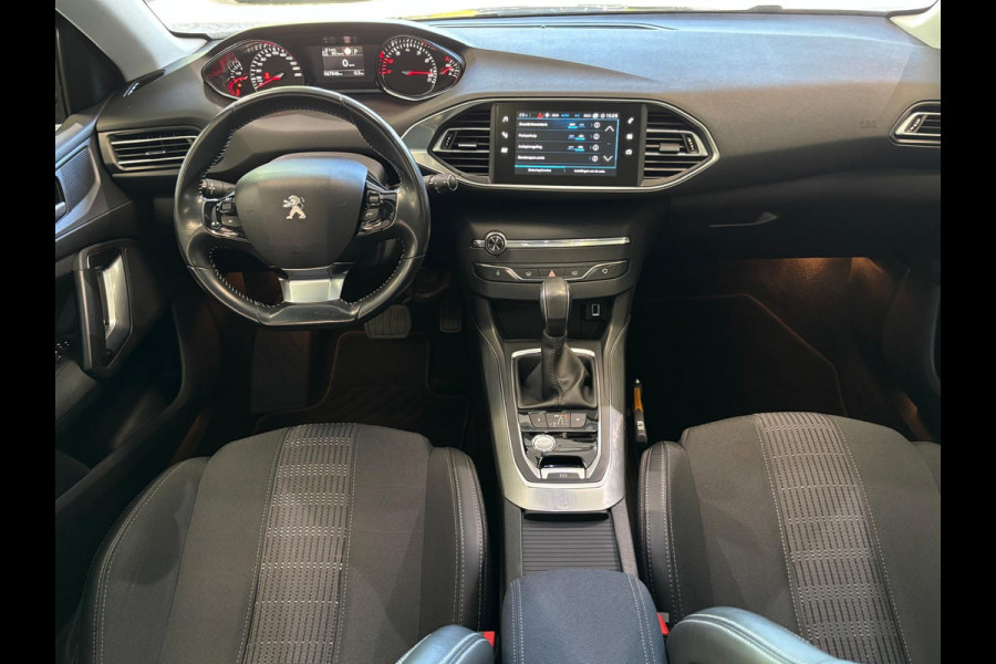 Peugeot 308 1.2 PureTech Allure | Automaat | Nav | Pano dak | Led koplampen | keyless | A. camera | Org NL | Dealeronderhouden