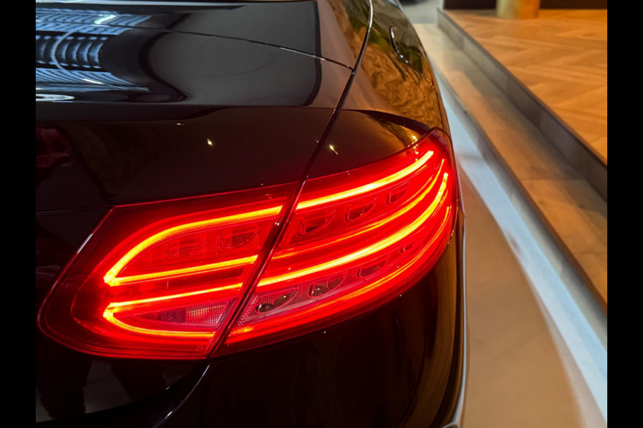 Mercedes-Benz C-Klasse Cabrio 180 AMG Garantie Burmester PDC NekVW StoelVW Sfeer LED Cruise Navi Clima Rijklaar
