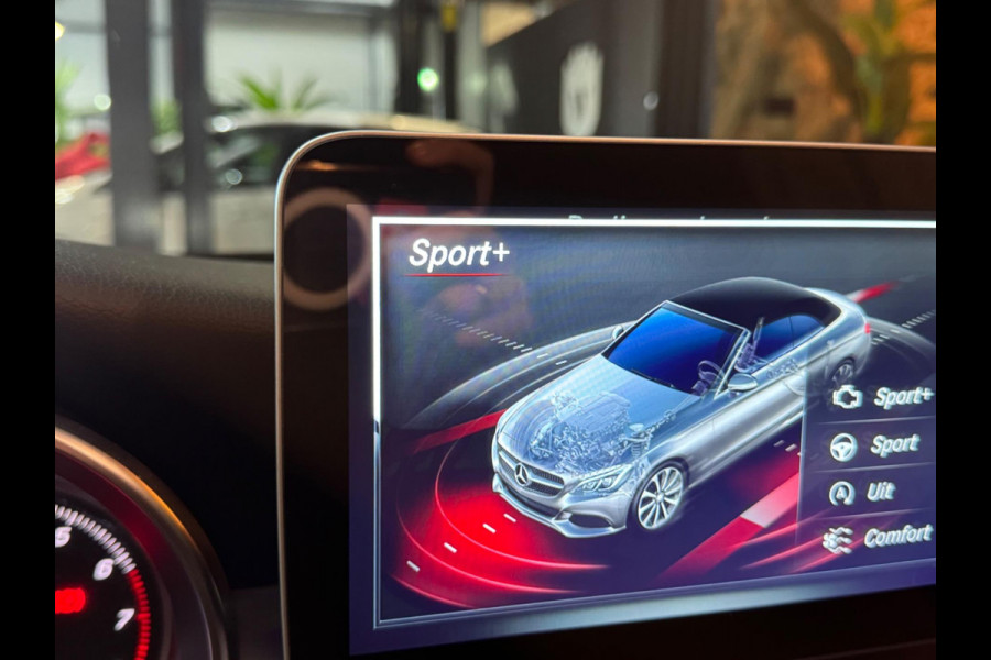 Mercedes-Benz C-Klasse Cabrio 180 AMG Garantie Burmester PDC NekVW StoelVW Sfeer LED Cruise Navi Clima Rijklaar