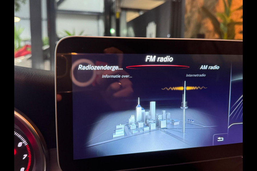 Mercedes-Benz C-Klasse Cabrio 180 AMG Garantie Burmester PDC NekVW StoelVW Sfeer LED Cruise Navi Clima Rijklaar