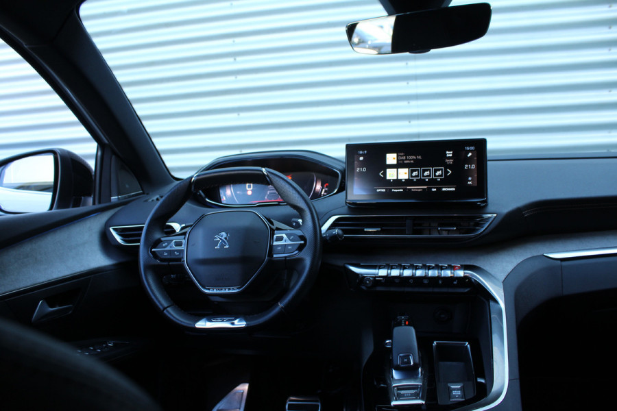 Peugeot 3008 1.2 PureTech 131pk Blue Lease GT AUTOMAAT NL-Auto NAP BTW Clima Cruise Navi 360 Camera Carplay Keyless LMV