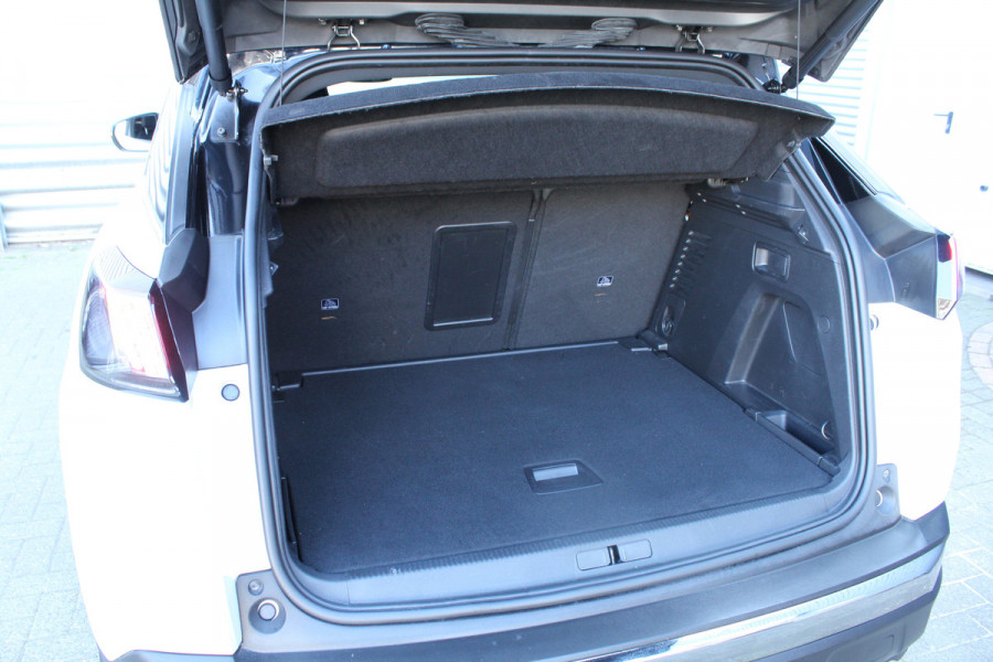 Peugeot 3008 1.2 PureTech 131pk Blue Lease GT AUTOMAAT NL-Auto NAP BTW Clima Cruise Navi 360 Camera Carplay Keyless LMV
