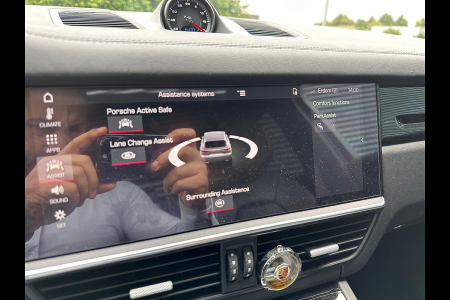 Porsche Cayenne 3.0 | SportDesign - PANO - Dealer ond - VOL!