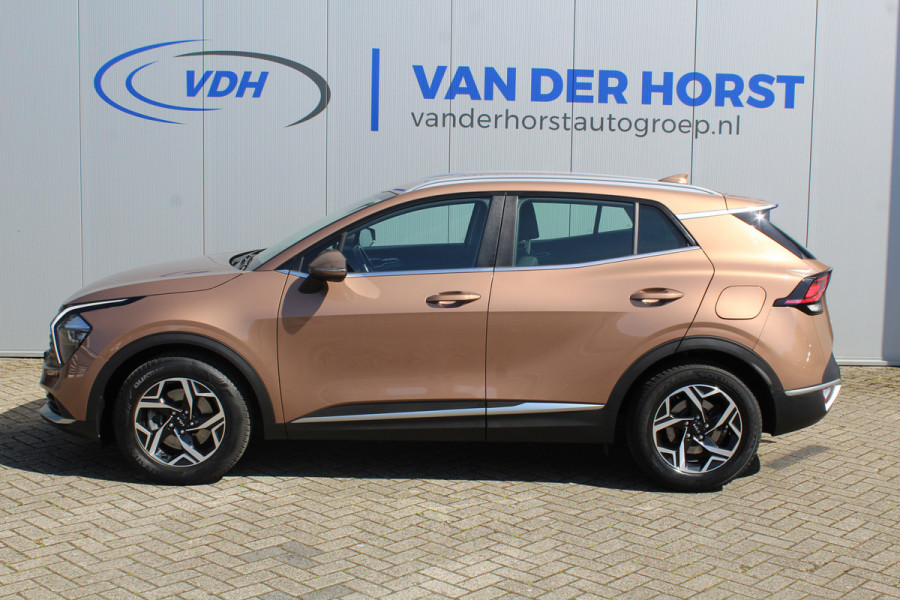 Kia Sportage 1.6-150pk T-GDi MHEV ComfortLine. Keurig nette Kia, trekgewicht 1.650kg ! Trekhaak, metallic lak, LM wielen,
