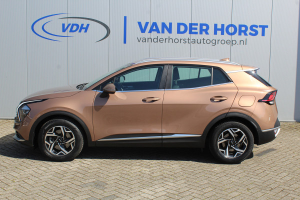 Kia Sportage 1.6-150pk T-GDi MHEV ComfortLine. Keurig nette Kia, trekgewicht 1.650kg ! Trekhaak, metallic lak, LM wielen,