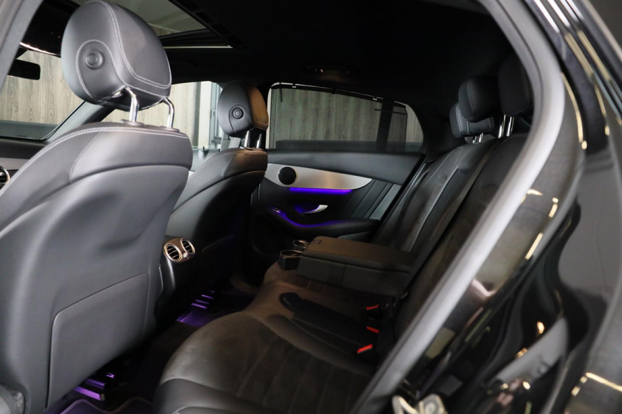 Mercedes-Benz GLC Coupé 300e 4MATIC AMG 63 Look / Memory / Digital Cockpit / Open Dak / Camera / Acc / Trekhaak / Led