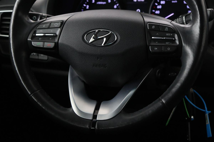 Hyundai i30 1.0 T-GDI First Edition | Carplay | Camera | Full LED | Navigatie | Parkeerhulp | Climate control | Cruise control | Bluetooth