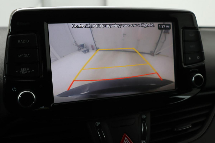 Hyundai i30 1.0 T-GDI First Edition | Carplay | Camera | Full LED | Navigatie | Parkeerhulp | Climate control | Cruise control | Bluetooth