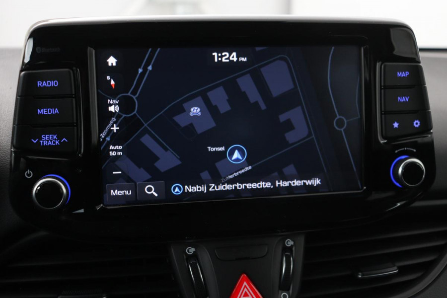 Hyundai i30 1.0 T-GDI First Edition | Carplay | Camera | Full LED | Navigatie | Parkeerhulp | Climate control | Cruise control | Bluetooth