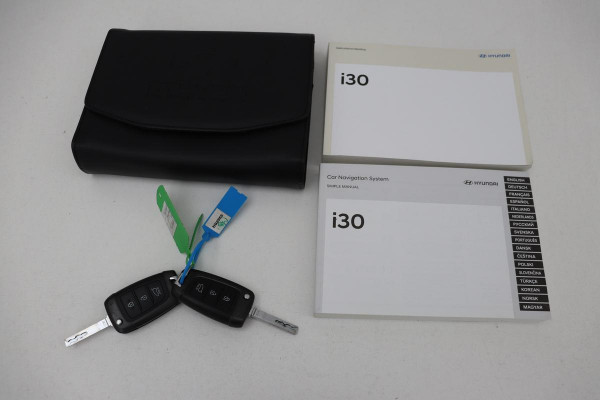 Hyundai i30 1.0 T-GDI First Edition | Carplay | Camera | Full LED | Navigatie | Parkeerhulp | Climate control | Cruise control | Bluetooth