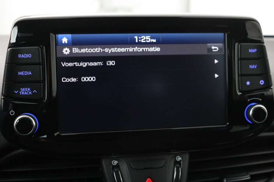 Hyundai i30 1.0 T-GDI First Edition | Carplay | Camera | Full LED | Navigatie | Parkeerhulp | Climate control | Cruise control | Bluetooth