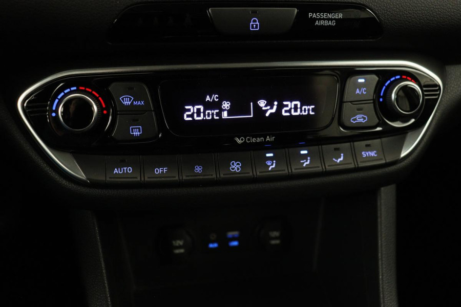 Hyundai i30 1.0 T-GDI First Edition | Carplay | Camera | Full LED | Navigatie | Parkeerhulp | Climate control | Cruise control | Bluetooth