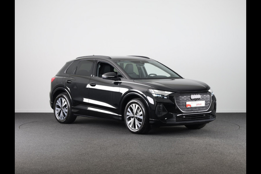 Audi Q4 e-tron 45 quattro Advanced edition 82 kWh 286pk | Adaptieve cruise controle | Parkeercamera achter | Optiekpakket zwart Plus