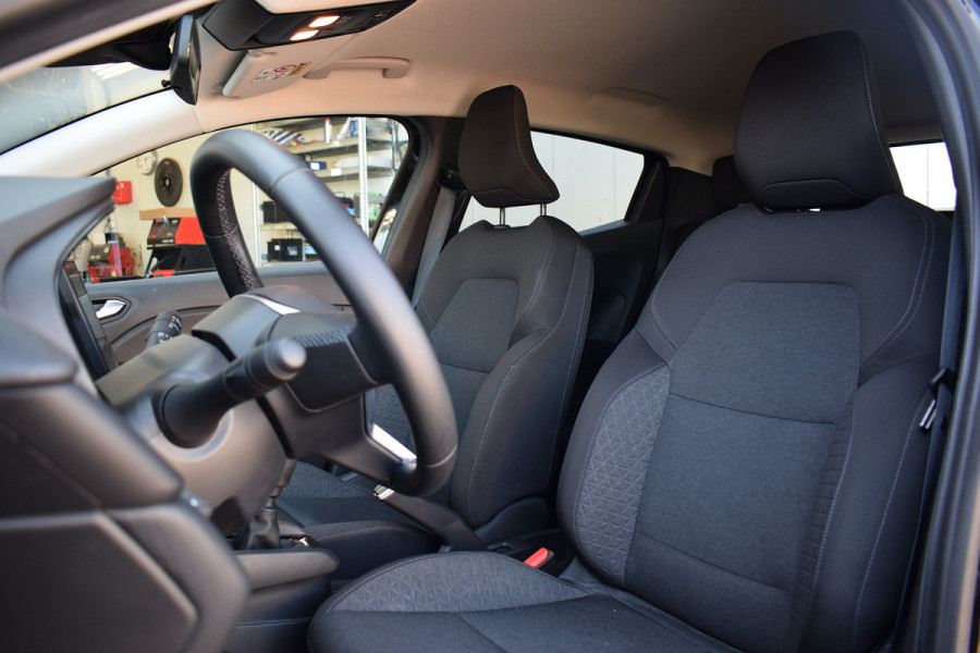 Renault Clio 1.0 TCe 90 Evolution | Trekhaak | Apple CarPlay | Airco | Cruise