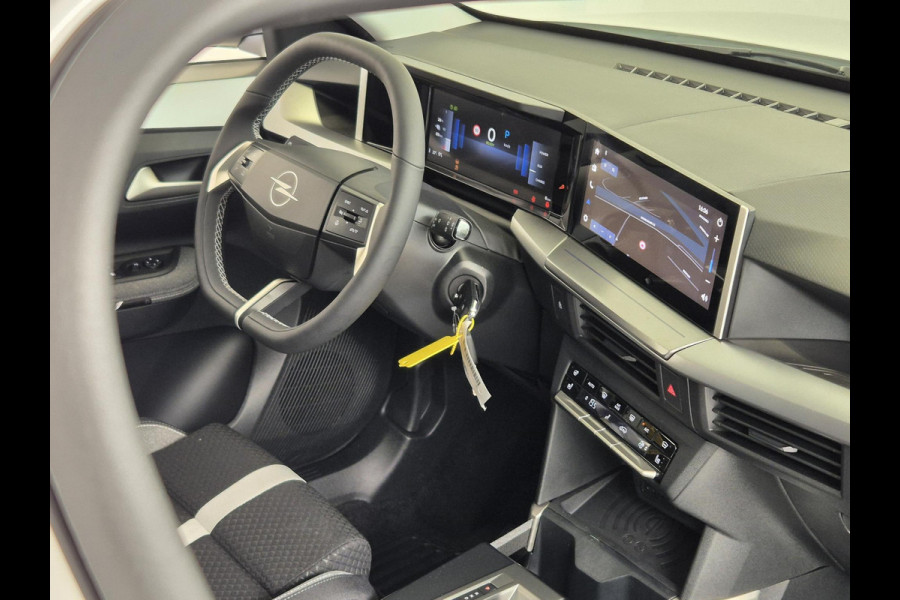 Opel Frontera Electric GS 44 kWh | Navigatie | Achteruitrijcamera | Stoel/Stuurverwarming | Apple Carplay/ Android Auto (Draadloos) |