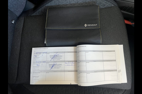 Renault Clio 1.0 TCe Business Zen Navi | PDC | Airco | Carplay | Cruise Control | Dealer Onderhouden!