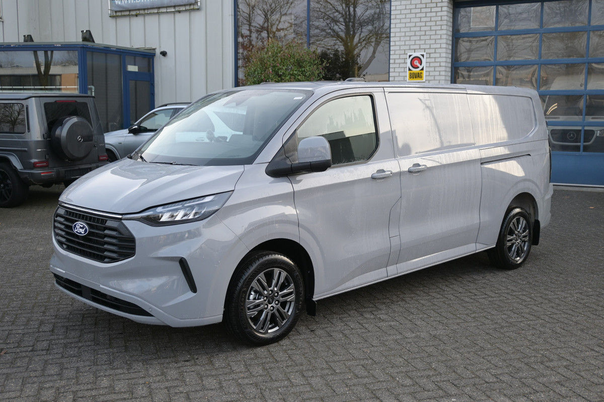 Ford Transit Custom 320L L2 2.0 TDCI 170 pk Limited 2 Schuifdeuren, ACC, LED, Trekhaak 2500 kg, Camera, Navigatie Ford Transit Custom 320L L2 2.0 TDCI 170 pk Limited 2 Schuifdeuren, ACC, LED, Trekhaak 2500 kg, Camera, Navigatie